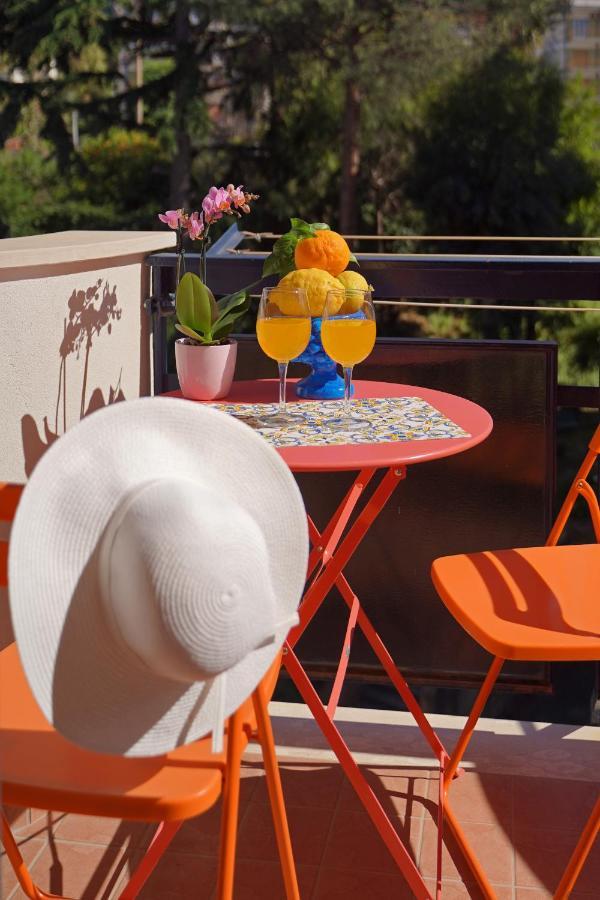 Piazza Lauro Suites Sorrento Esterno foto