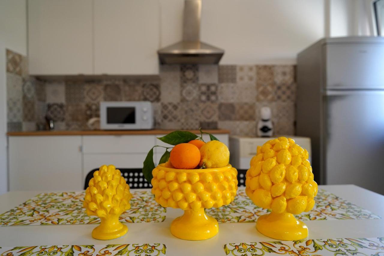 Piazza Lauro Suites Sorrento Esterno foto